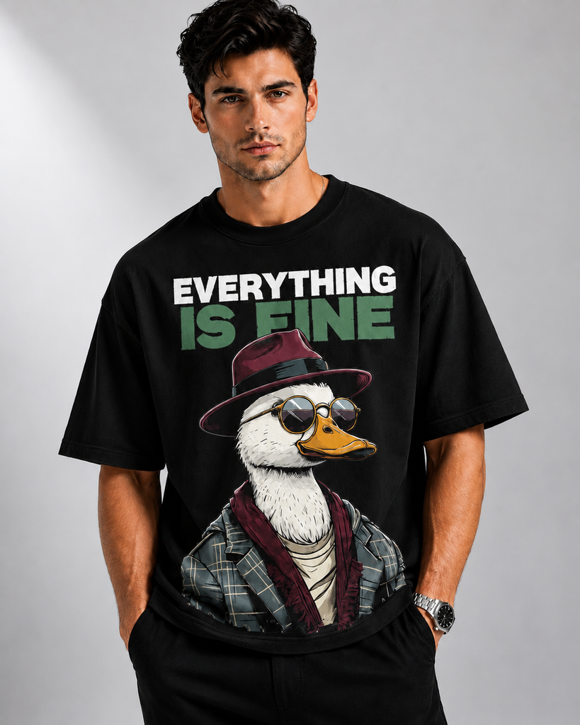 GITA The Fine Standard Oversized   T-Shirt BLACK / WHITE (Black, Small)